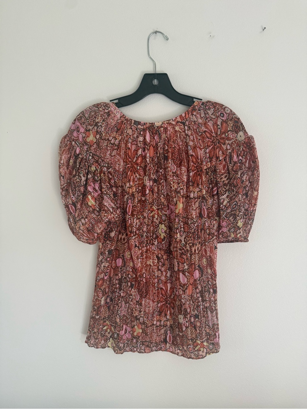 A.L.C. Multicolor Abstract Floral Peasant Top in Coral and Pink - Picture 3 of 3